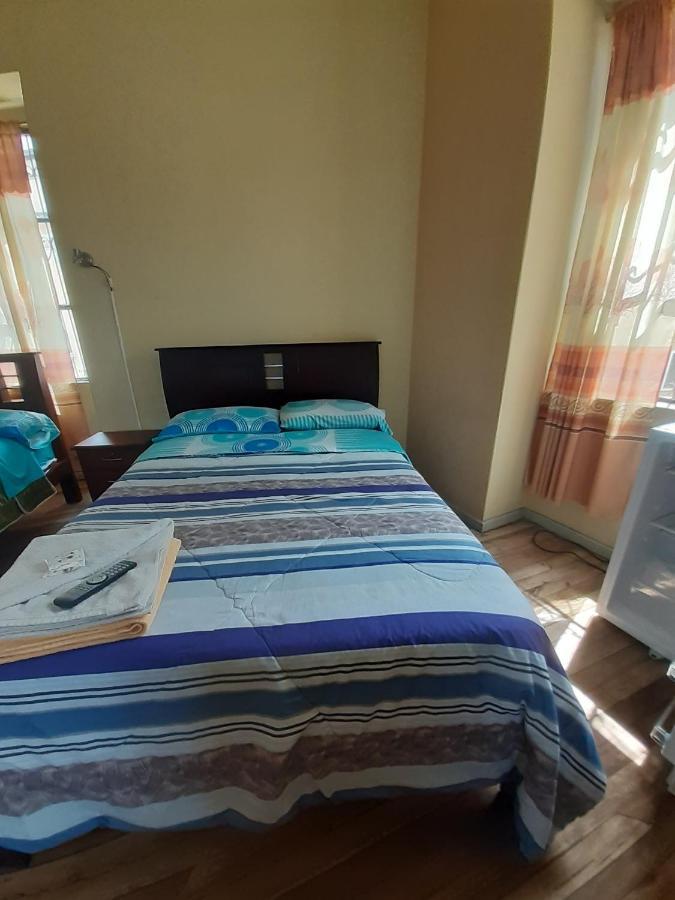 Hostal Mediodia Κίτο Εξωτερικό φωτογραφία